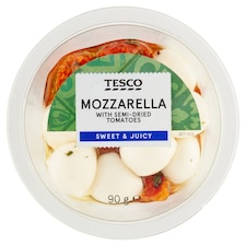 Kúsky mozzarelly s polosušenými paradajkami 90 g