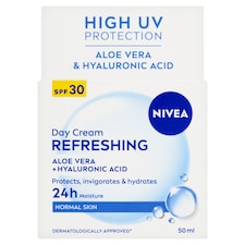 Nivea Hydratačný denný krém pre normálnu pleť OF 30 50 ml